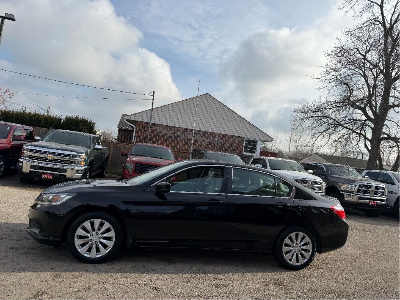 2014 Honda Accord Sedan LX Photo3