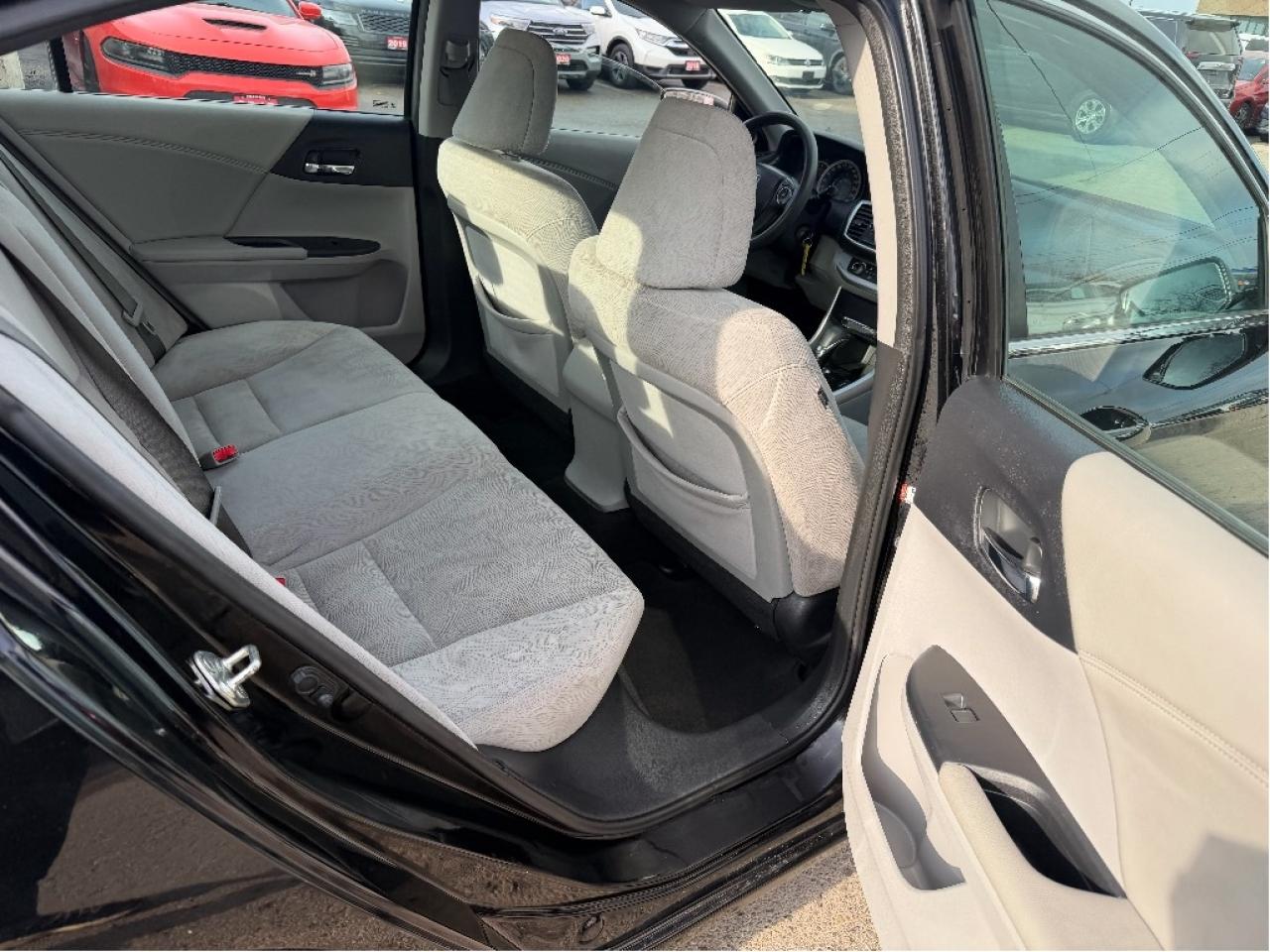 2014 Honda Accord Sedan LX Photo