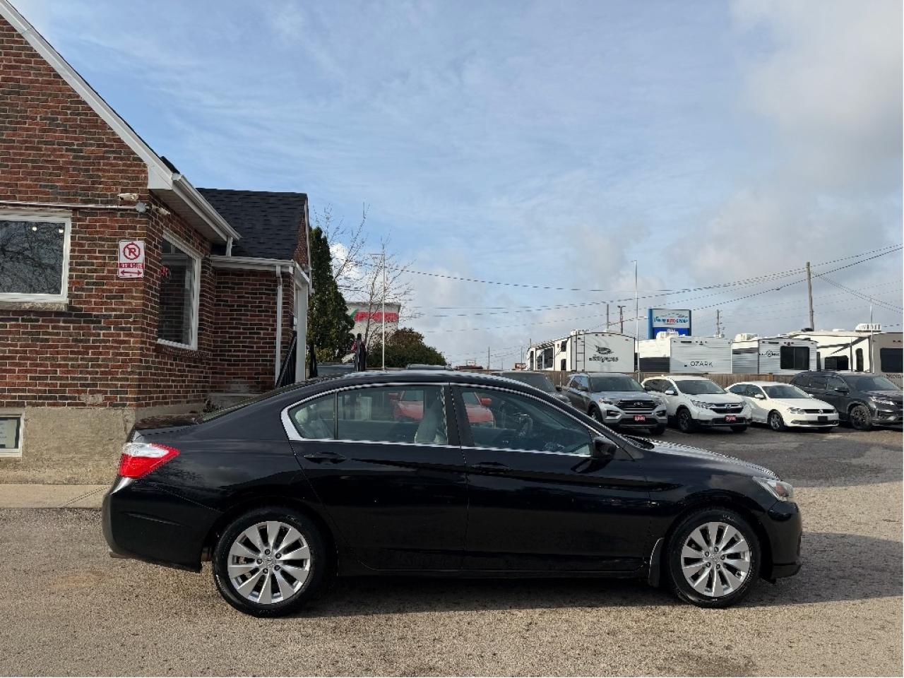 2014 Honda Accord Sedan LX Photo