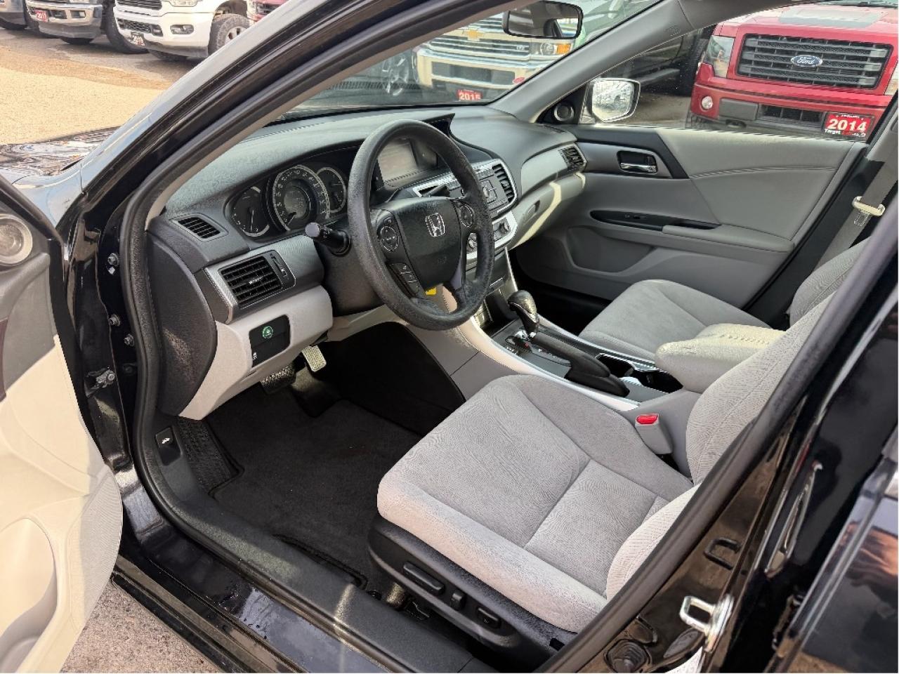 2014 Honda Accord Sedan LX Photo