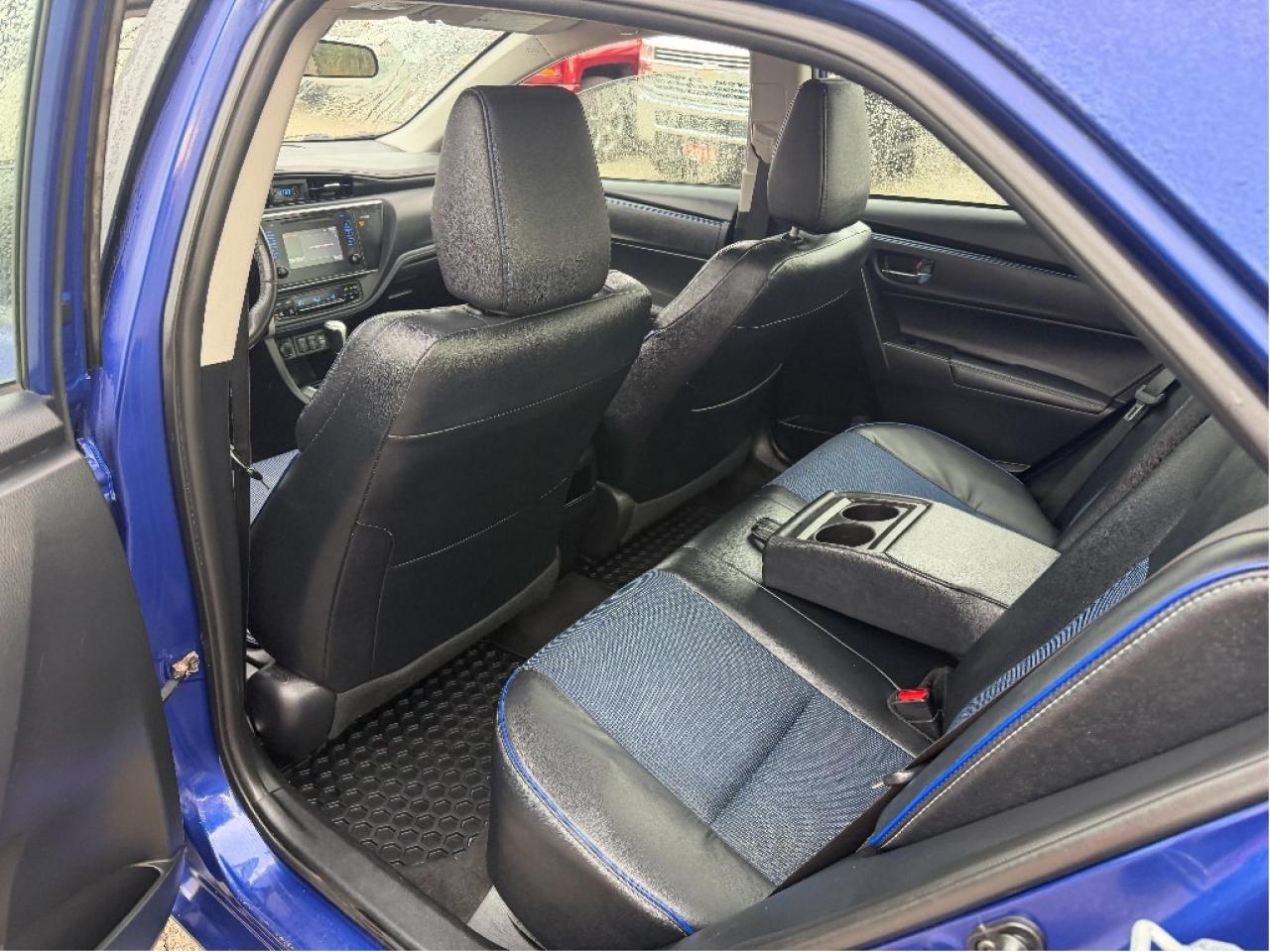 2017 Toyota Corolla LE Photo