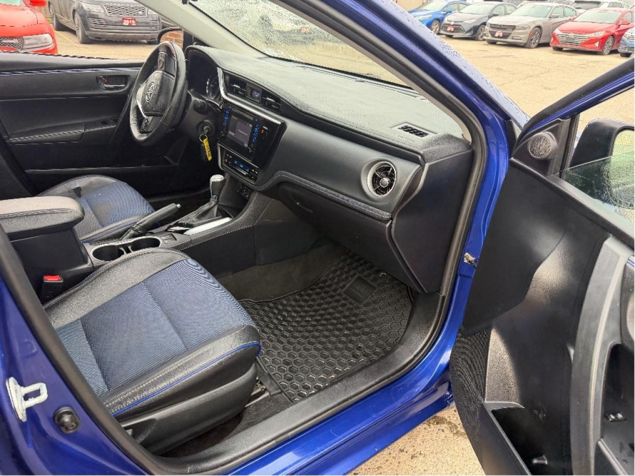 2017 Toyota Corolla LE Photo