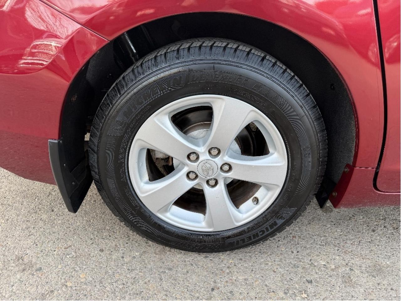 2011 Toyota Sienna  Photo