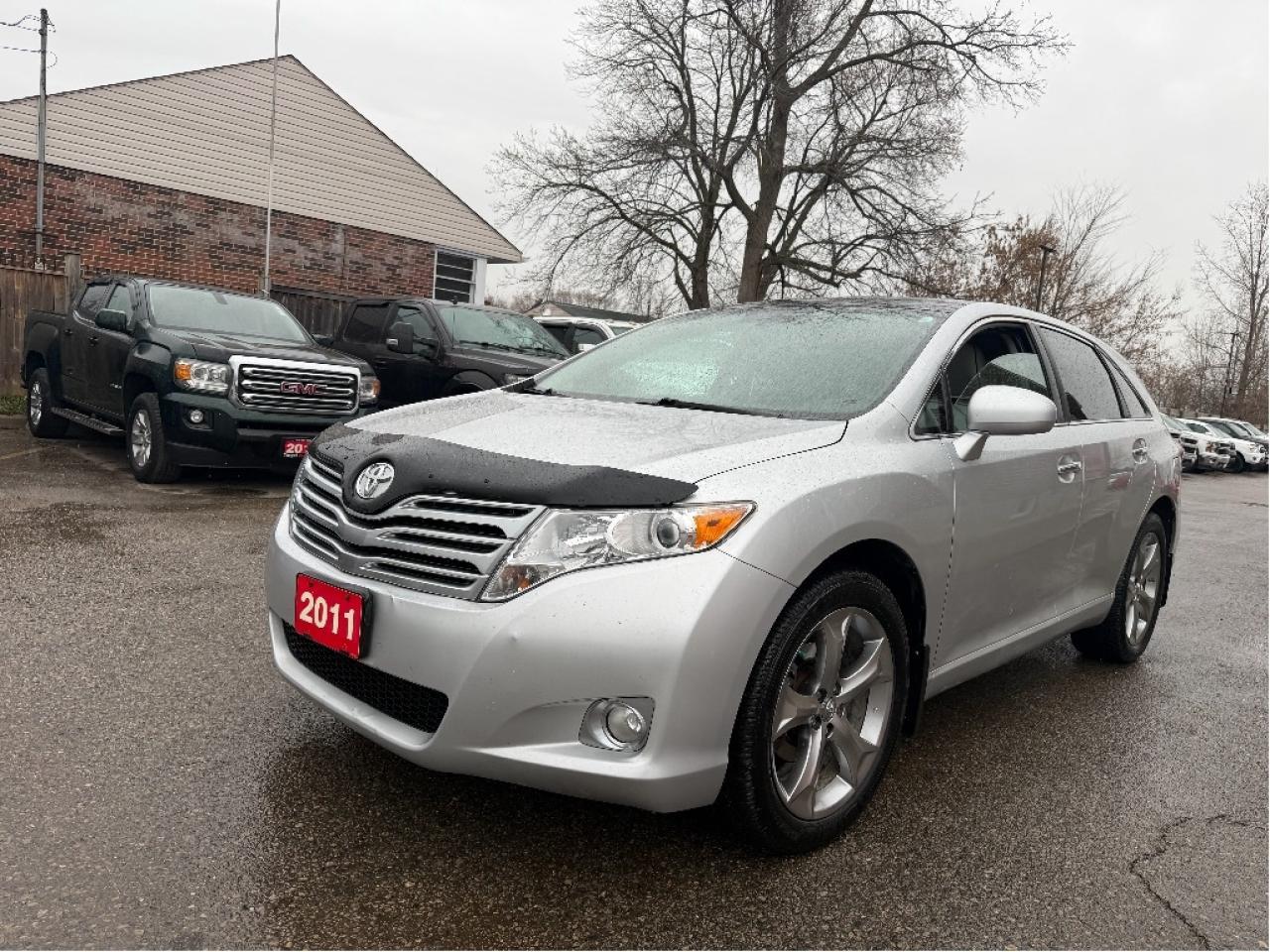 2011 Toyota Venza Loaded, Low Low Kms, Mint Condition Photo2
