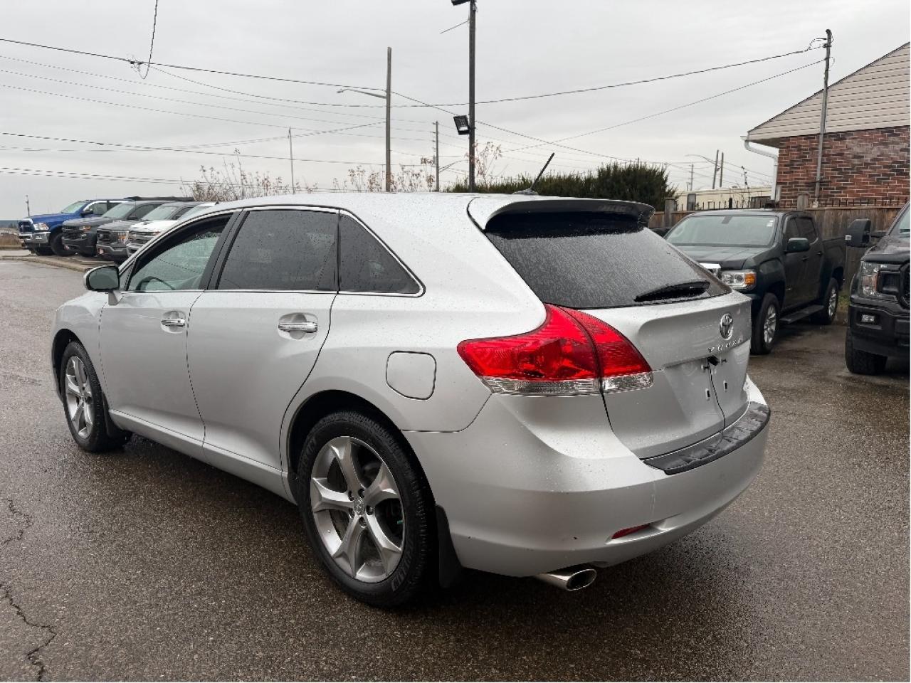 2011 Toyota Venza Loaded, Low Low Kms, Mint Condition Photo