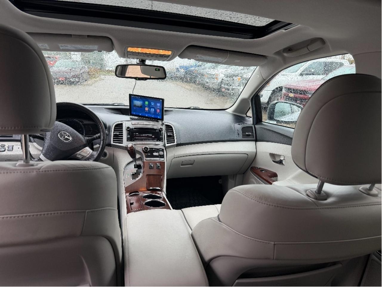 2011 Toyota Venza Loaded, Low Low Kms, Mint Condition Photo