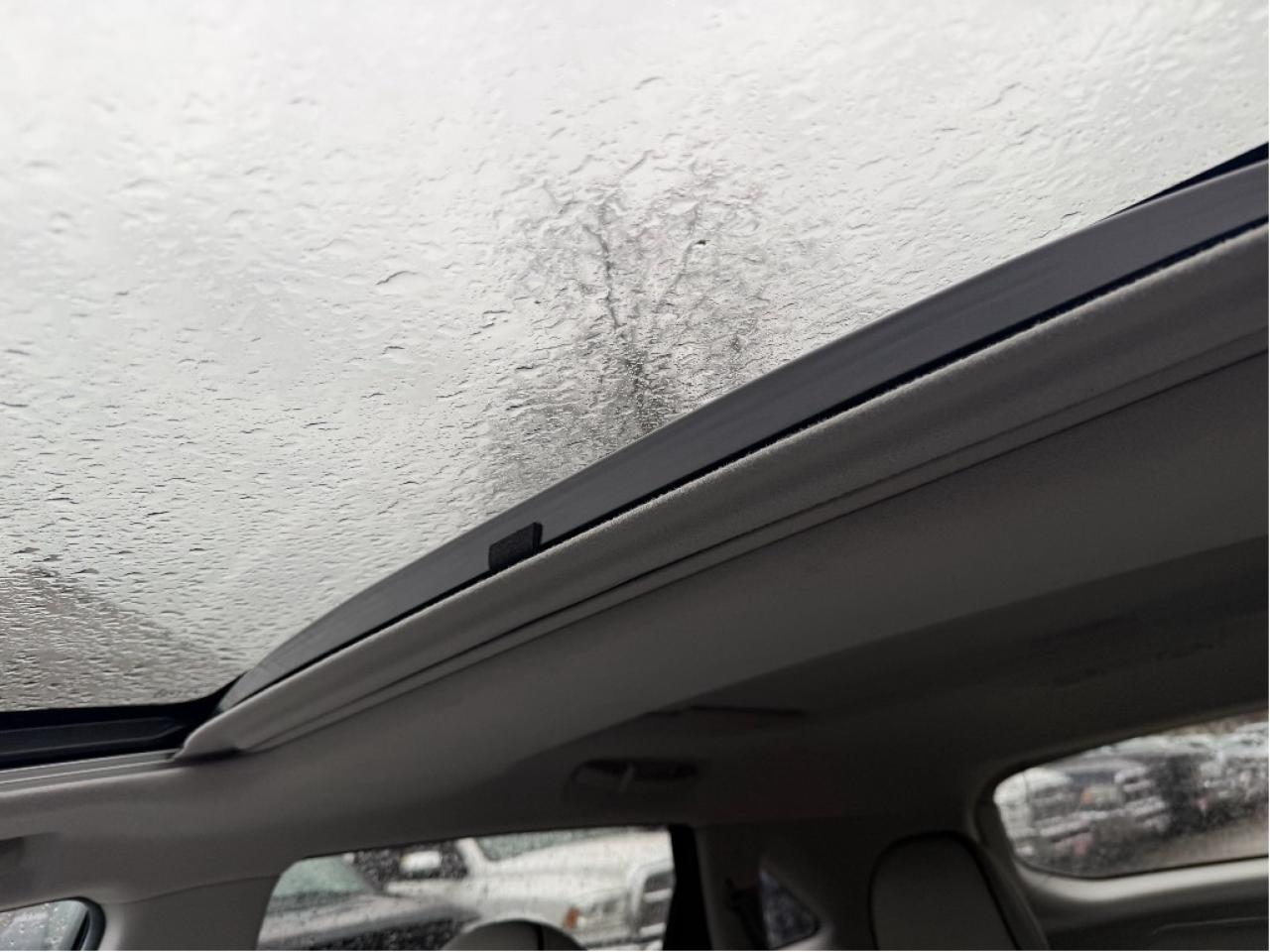 2011 Toyota Venza Loaded, Low Low Kms, Mint Condition Photo