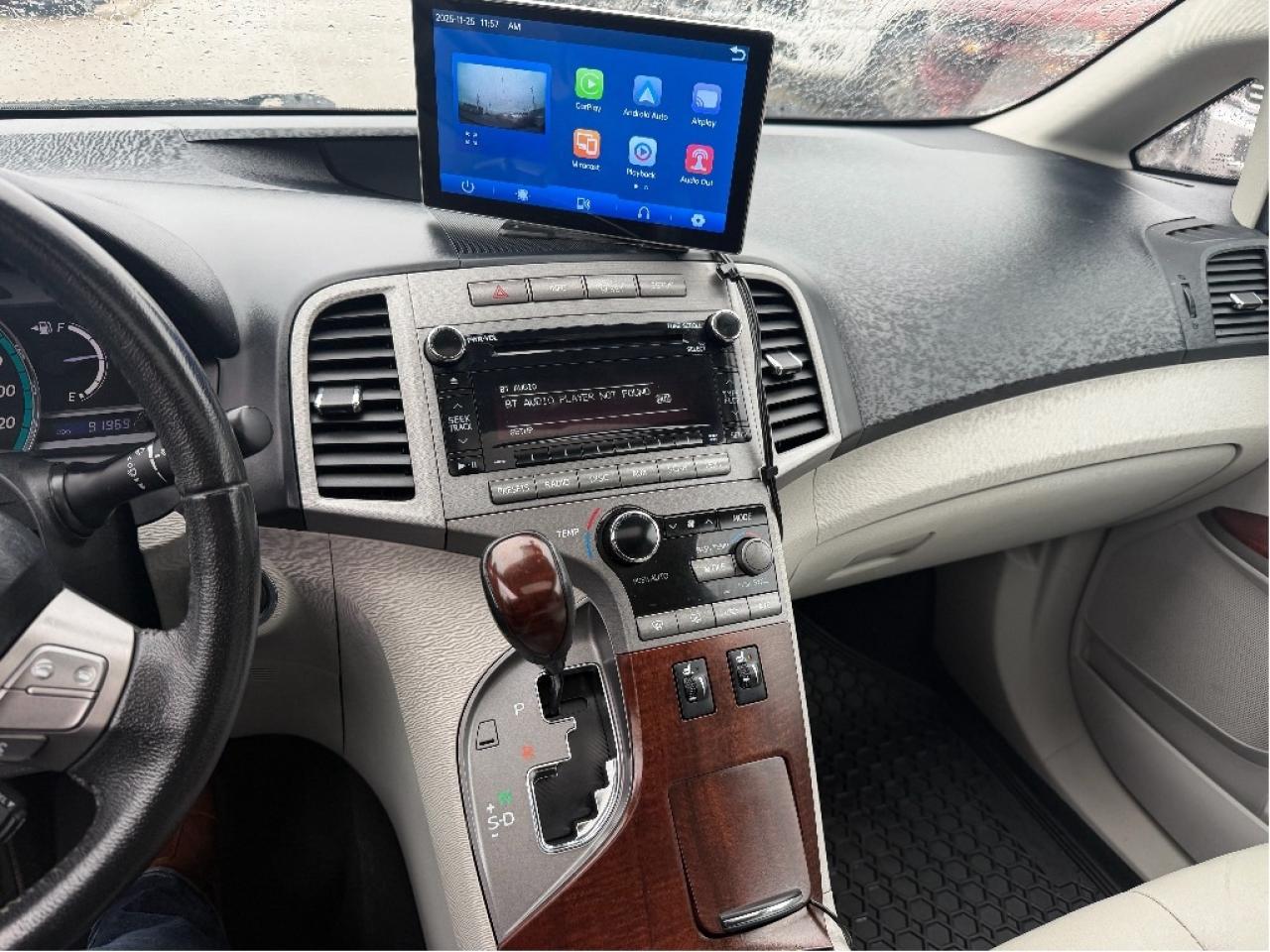 2011 Toyota Venza Loaded, Low Low Kms, Mint Condition Photo