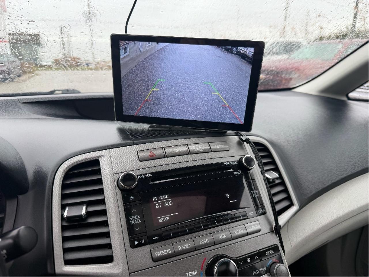 2011 Toyota Venza Loaded, Low Low Kms, Mint Condition Photo