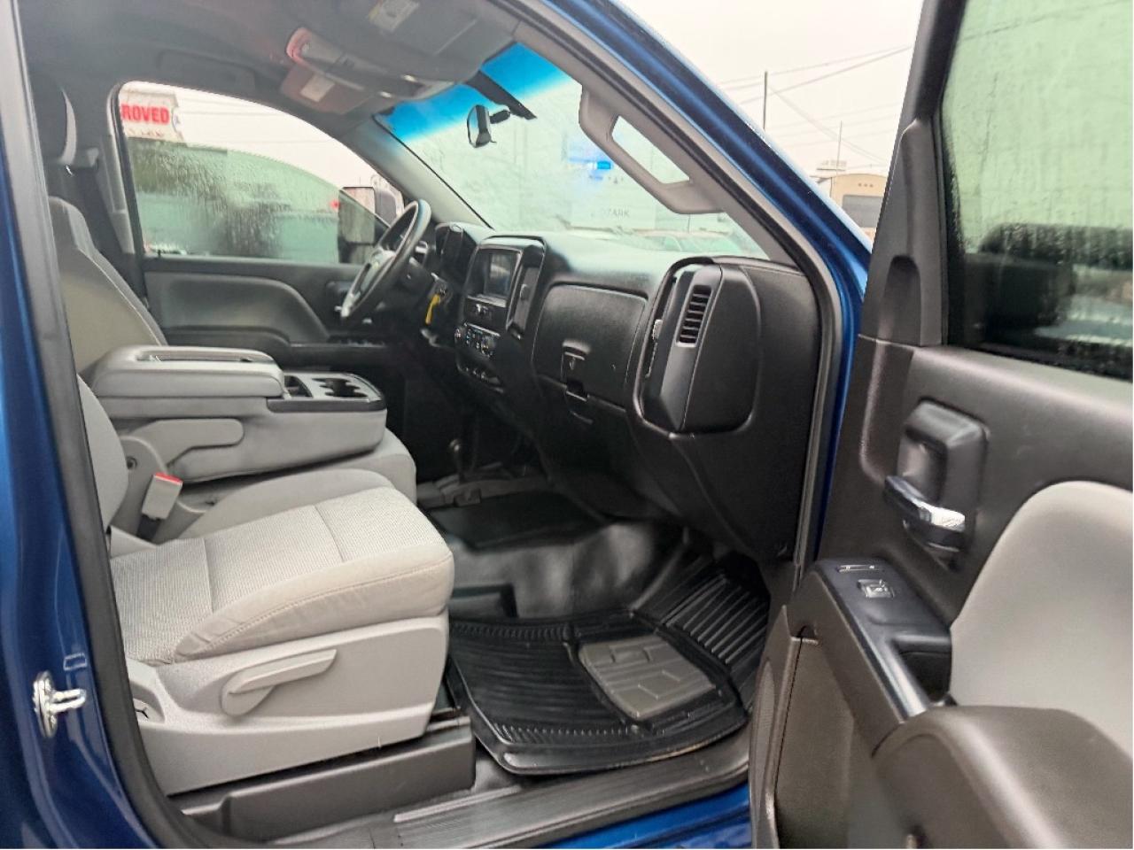 2017 Chevrolet Silverado 1500 Lifted, Very Well Maintained, Drives Great !! Photo