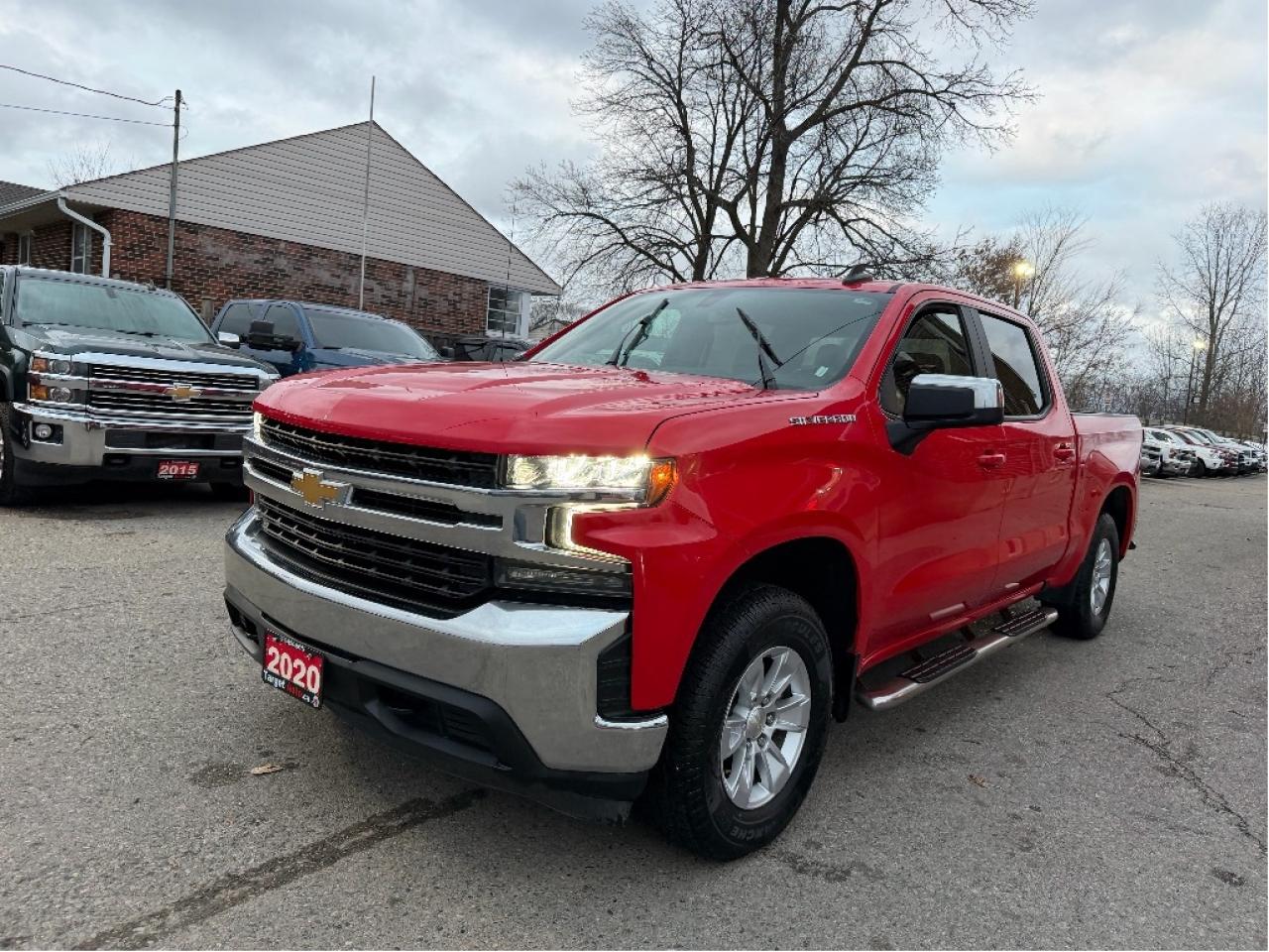 2020 Chevrolet Silverado 1500 LT Photo2