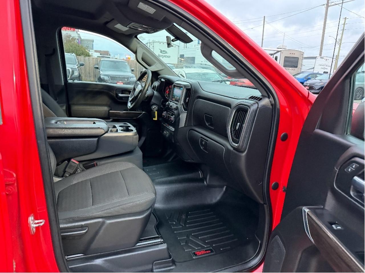 2020 Chevrolet Silverado 1500 LT Photo