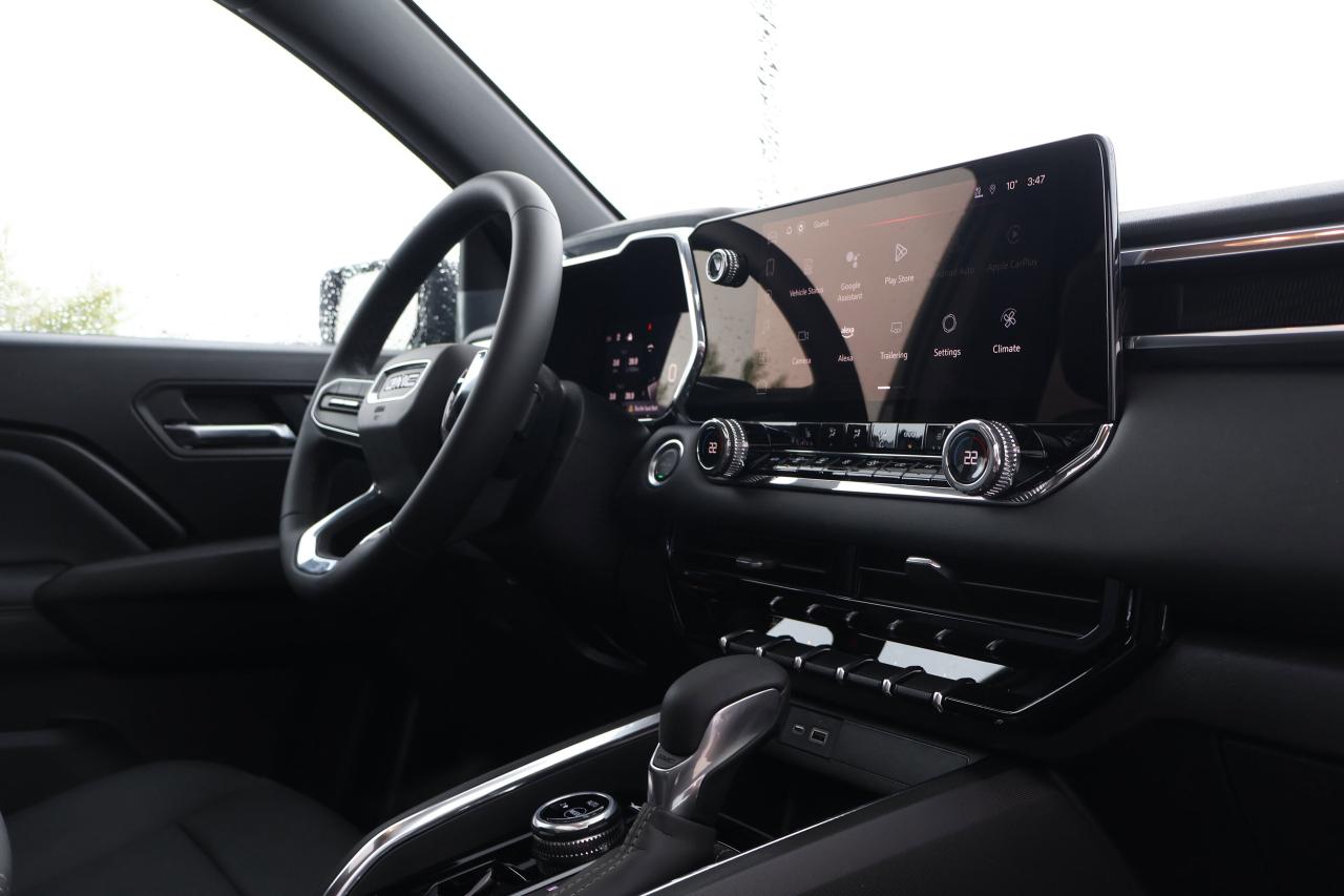 2025 GMC Canyon 4WD Elevation Photo