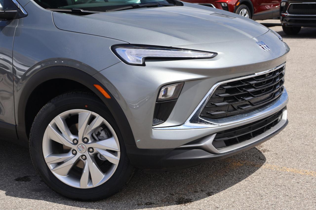 2026 Buick Encore GX Preferred Photo2