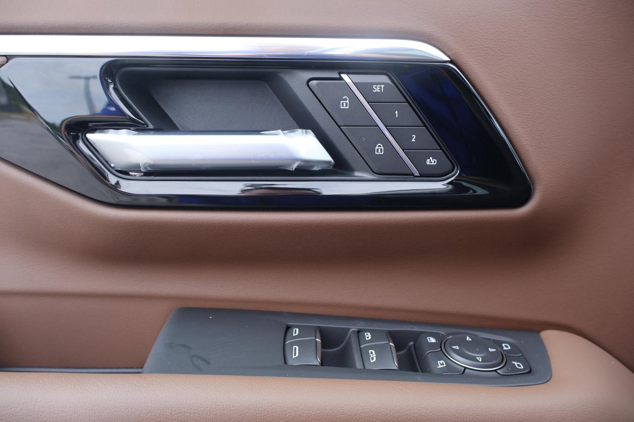 2025 Chevrolet Tahoe HIGH COUNTRY Photo