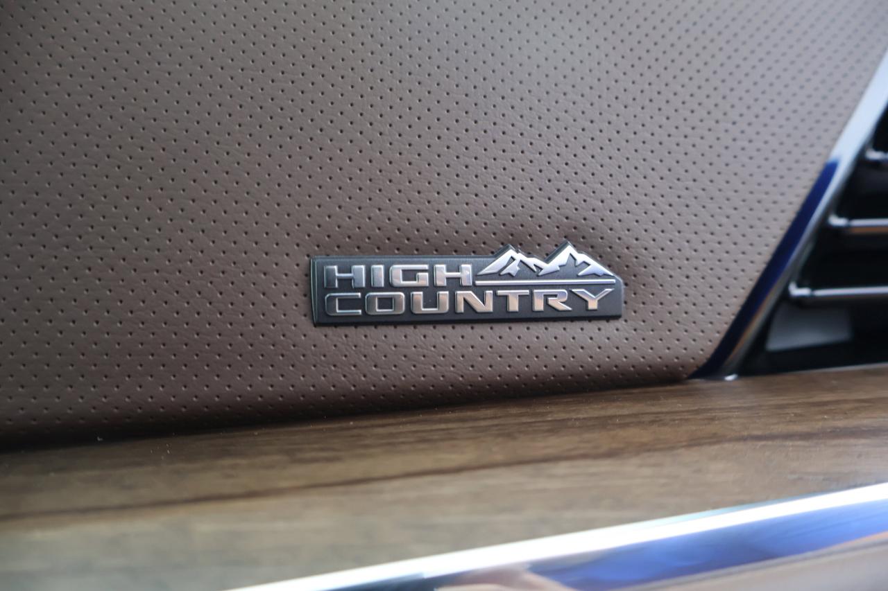 2025 Chevrolet Tahoe HIGH COUNTRY Photo