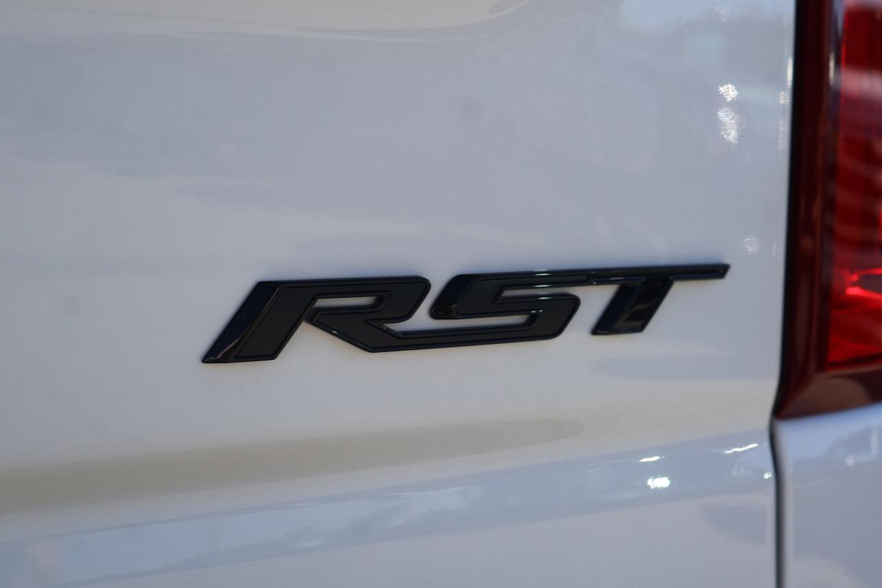 2026 Chevrolet Silverado 1500 RST Photo