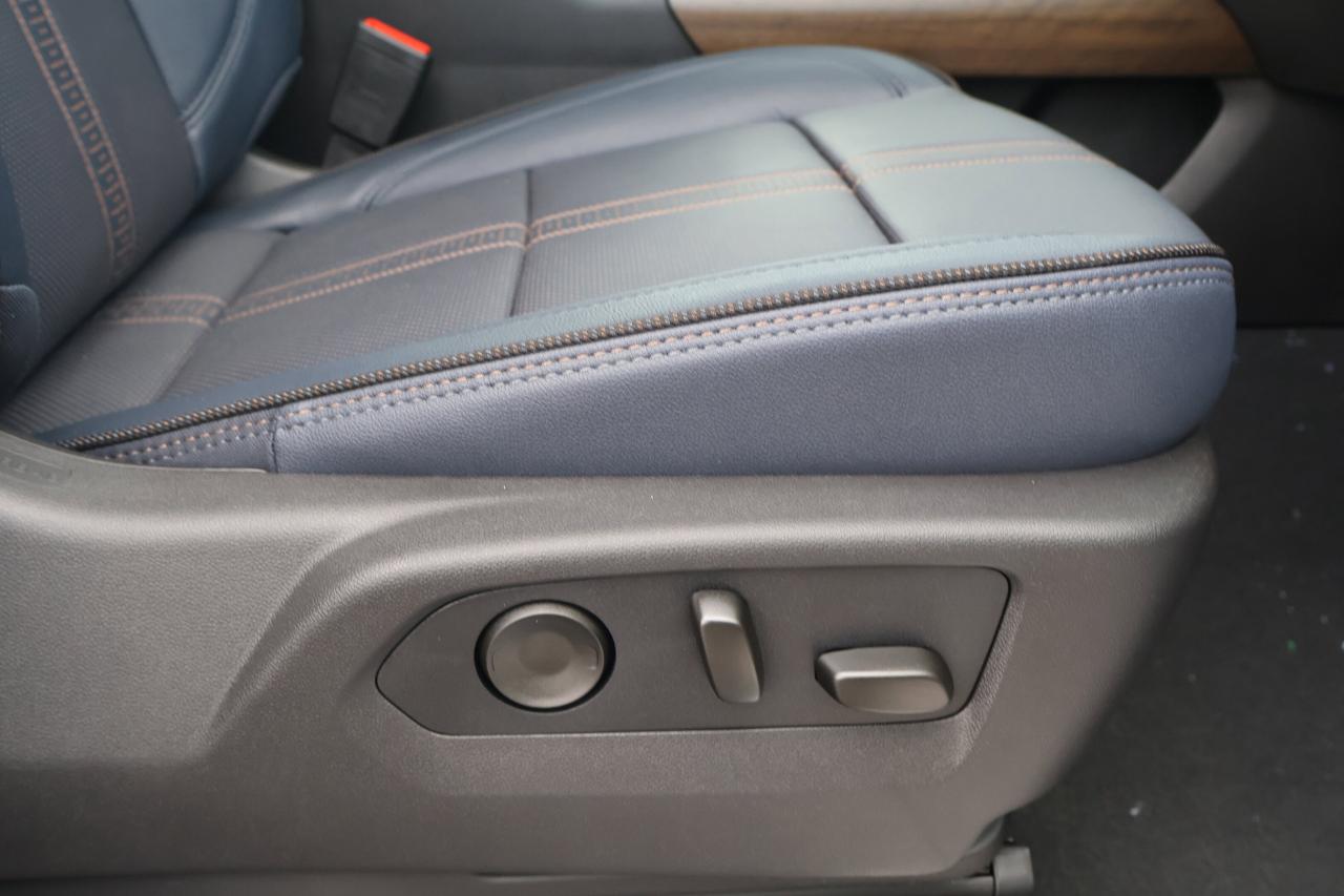 2026 Chevrolet Silverado 1500 High Country | Demo Unit | | Heated Seats | Photo