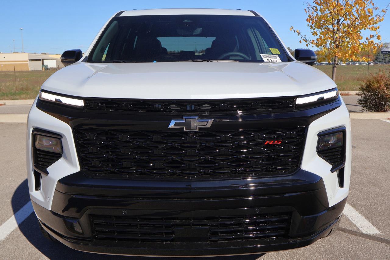 2026 Chevrolet Traverse AWD RS Photo2