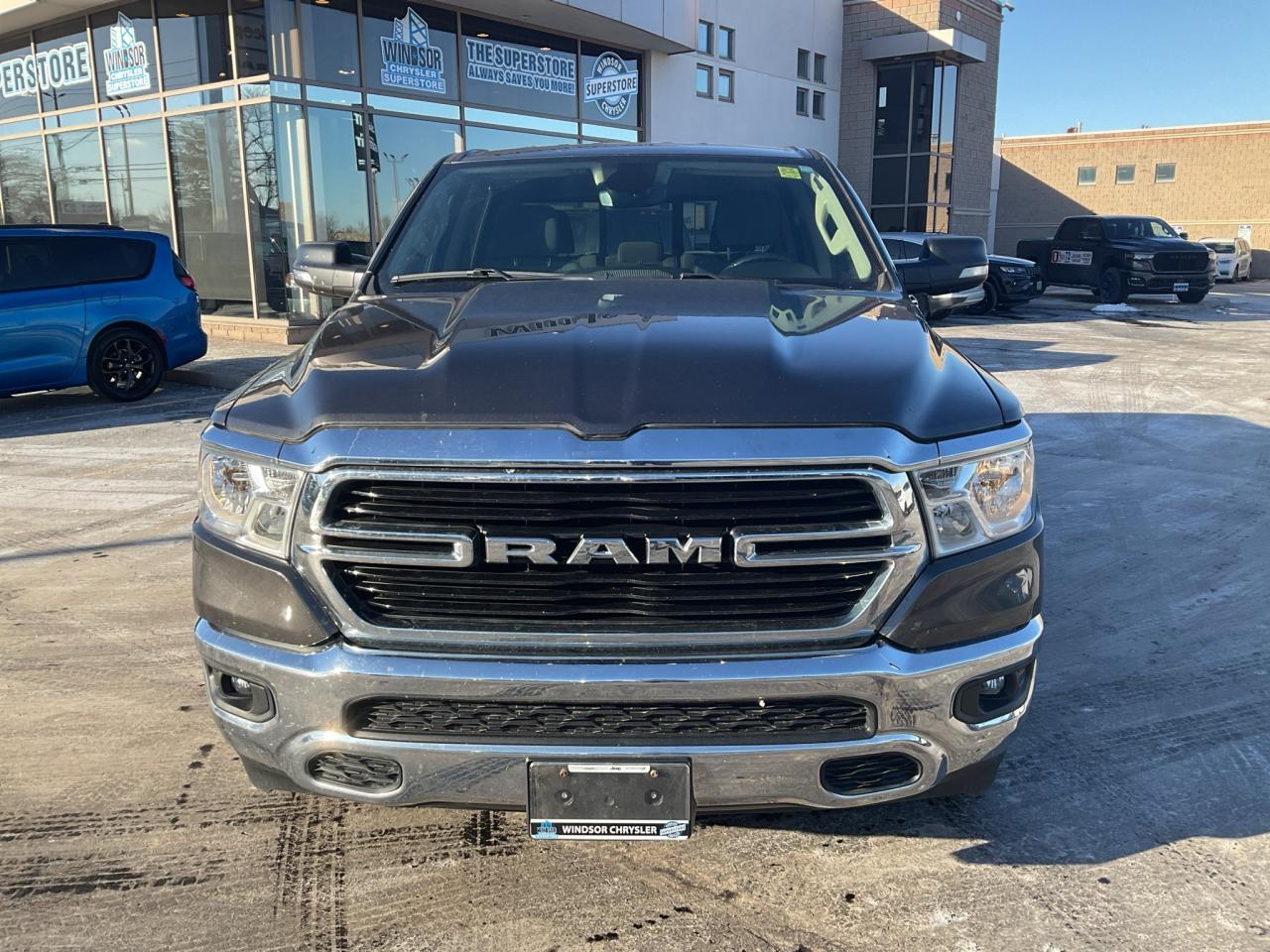 2020 RAM 1500 Crew Cab BIG HORN LVL 1 / RMT START / V6 / APPLE CARPLAY Photo