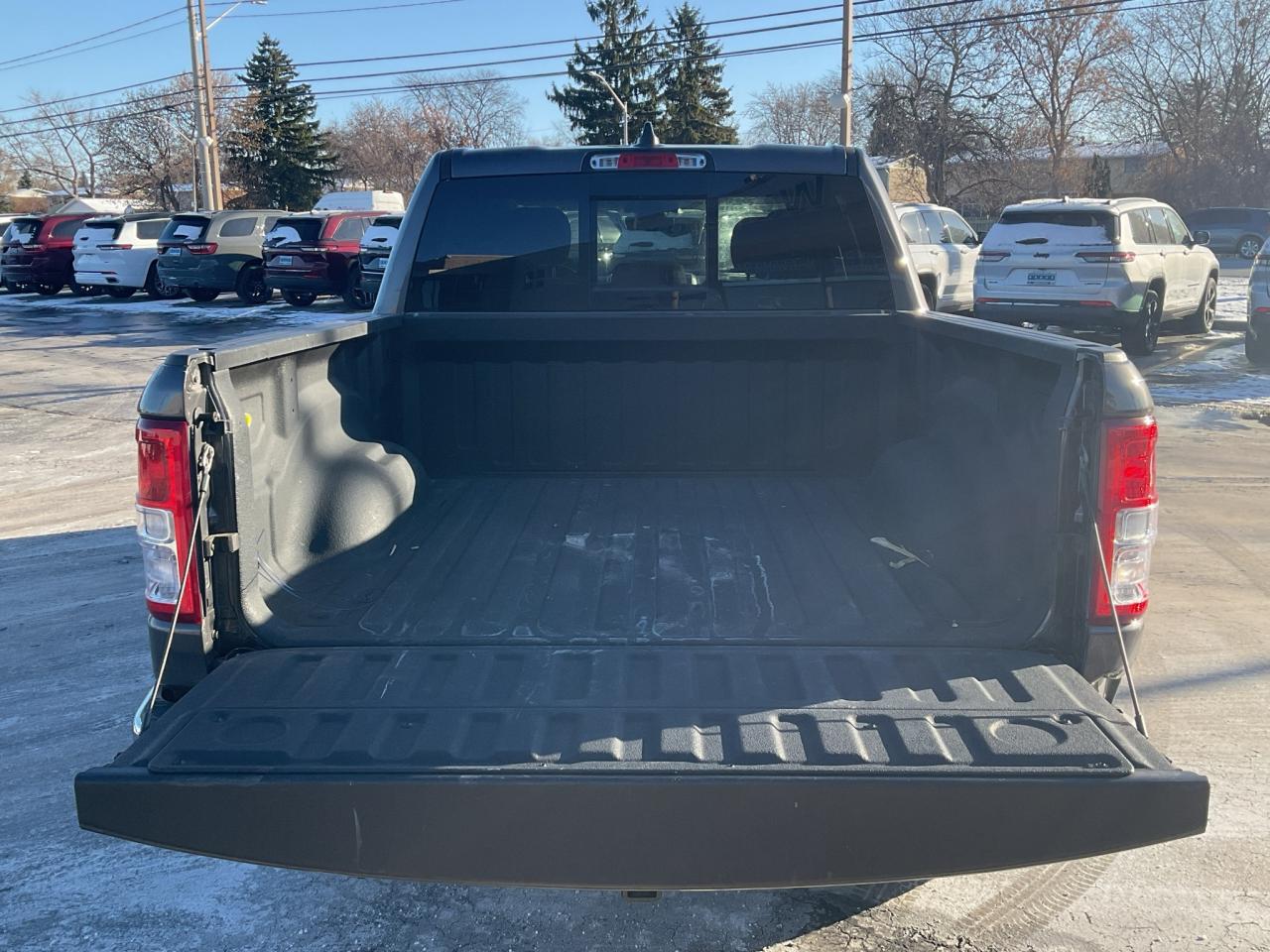 2020 RAM 1500 Crew Cab BIG HORN LVL 1 / RMT START / V6 / APPLE CARPLAY Photo