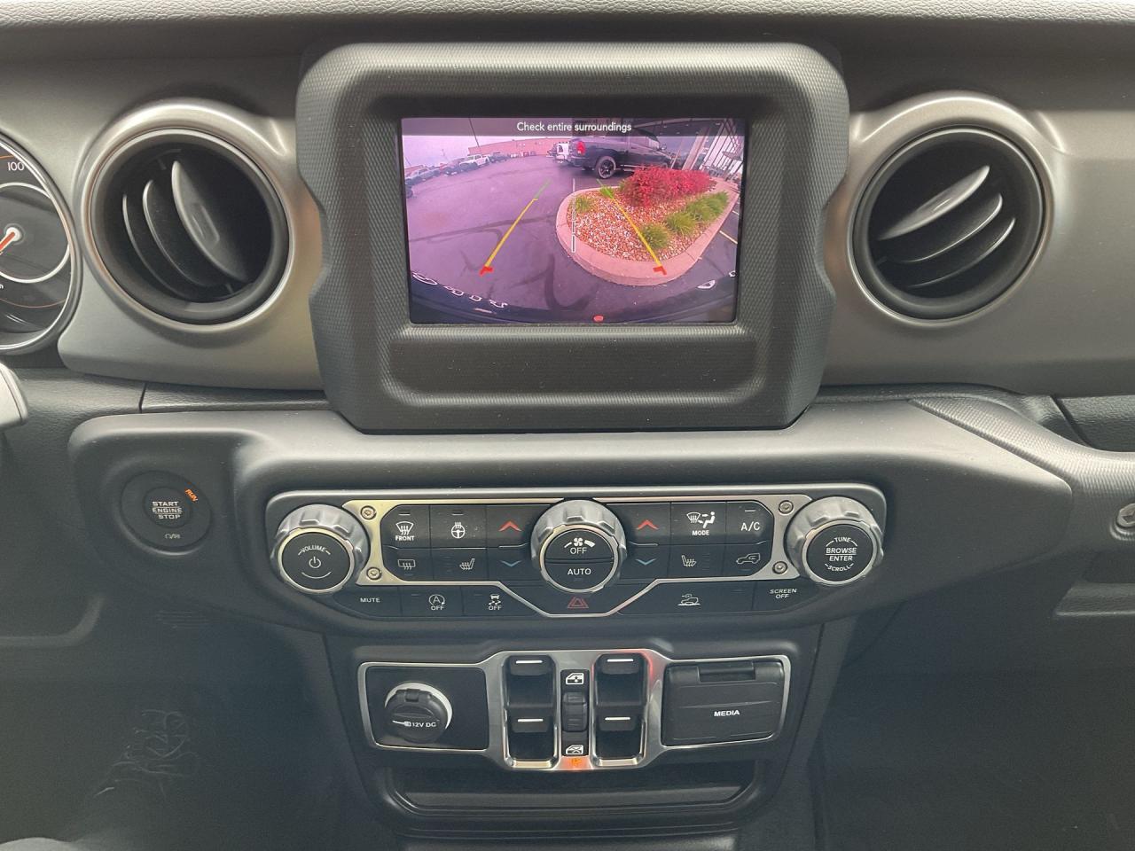 2021 Jeep Wrangler Unlimited WILLYS / TECH PKG / COLD WEATHER PKG / 4CYL Photo