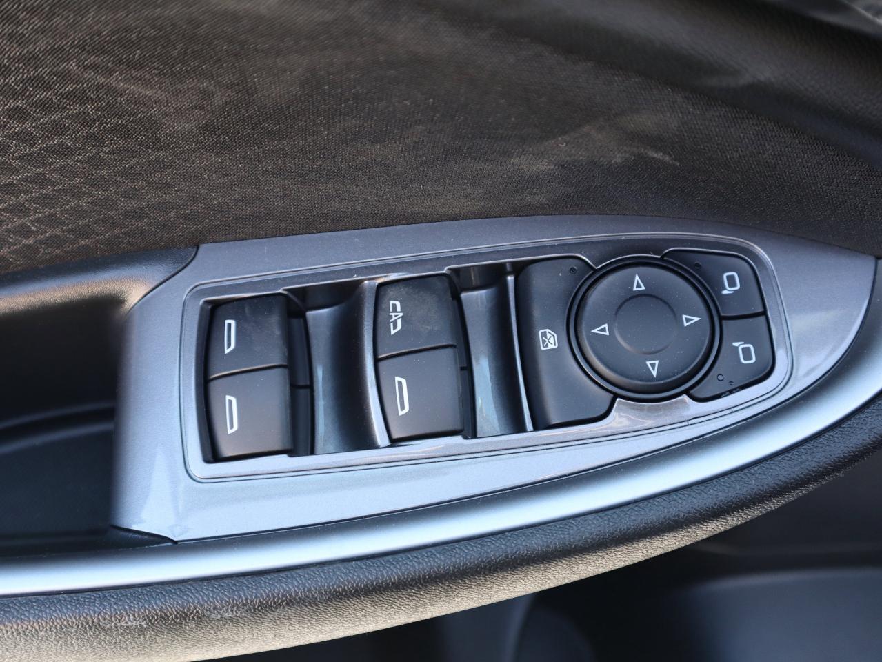 2024 Chevrolet Malibu LT Photo