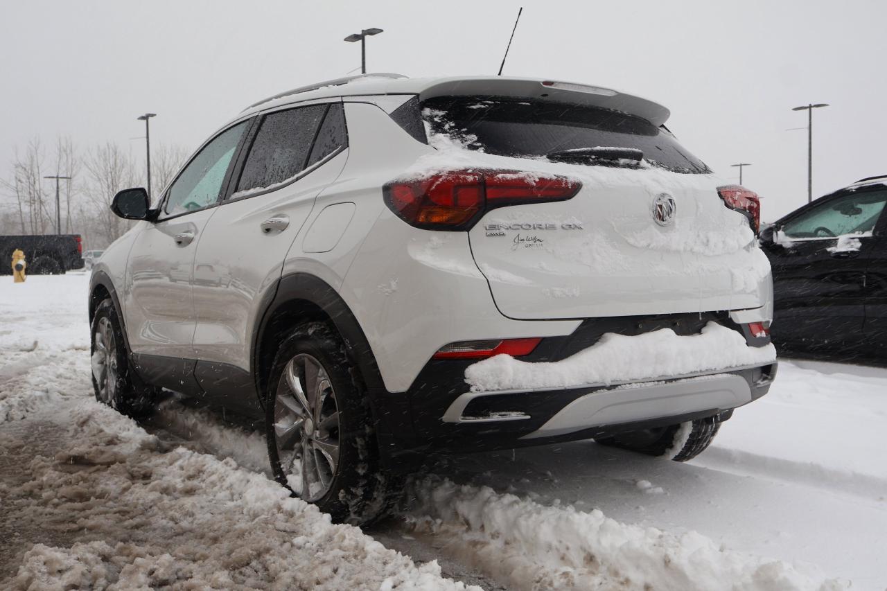 2022 Buick Encore GX Select | MP3 Capability | Photo