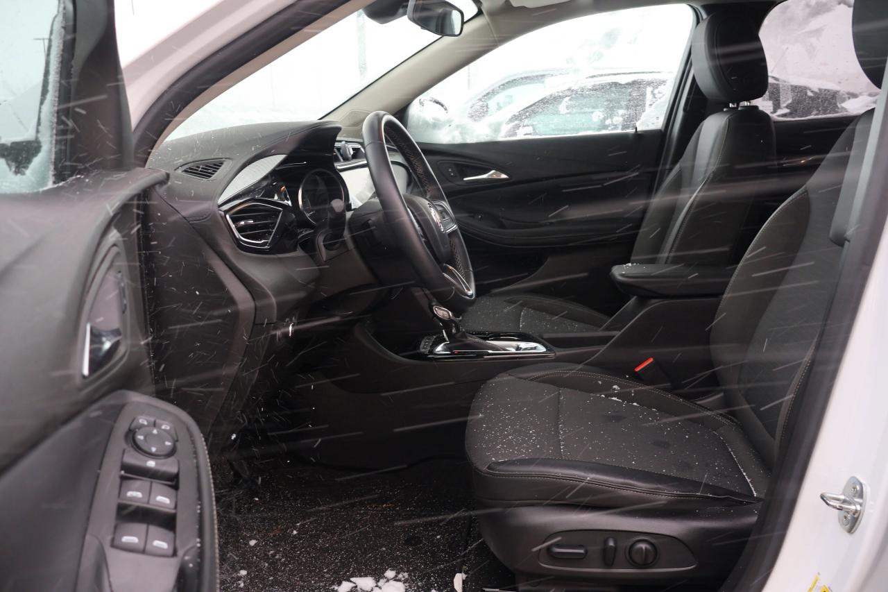 2022 Buick Encore GX Select | MP3 Capability | Photo