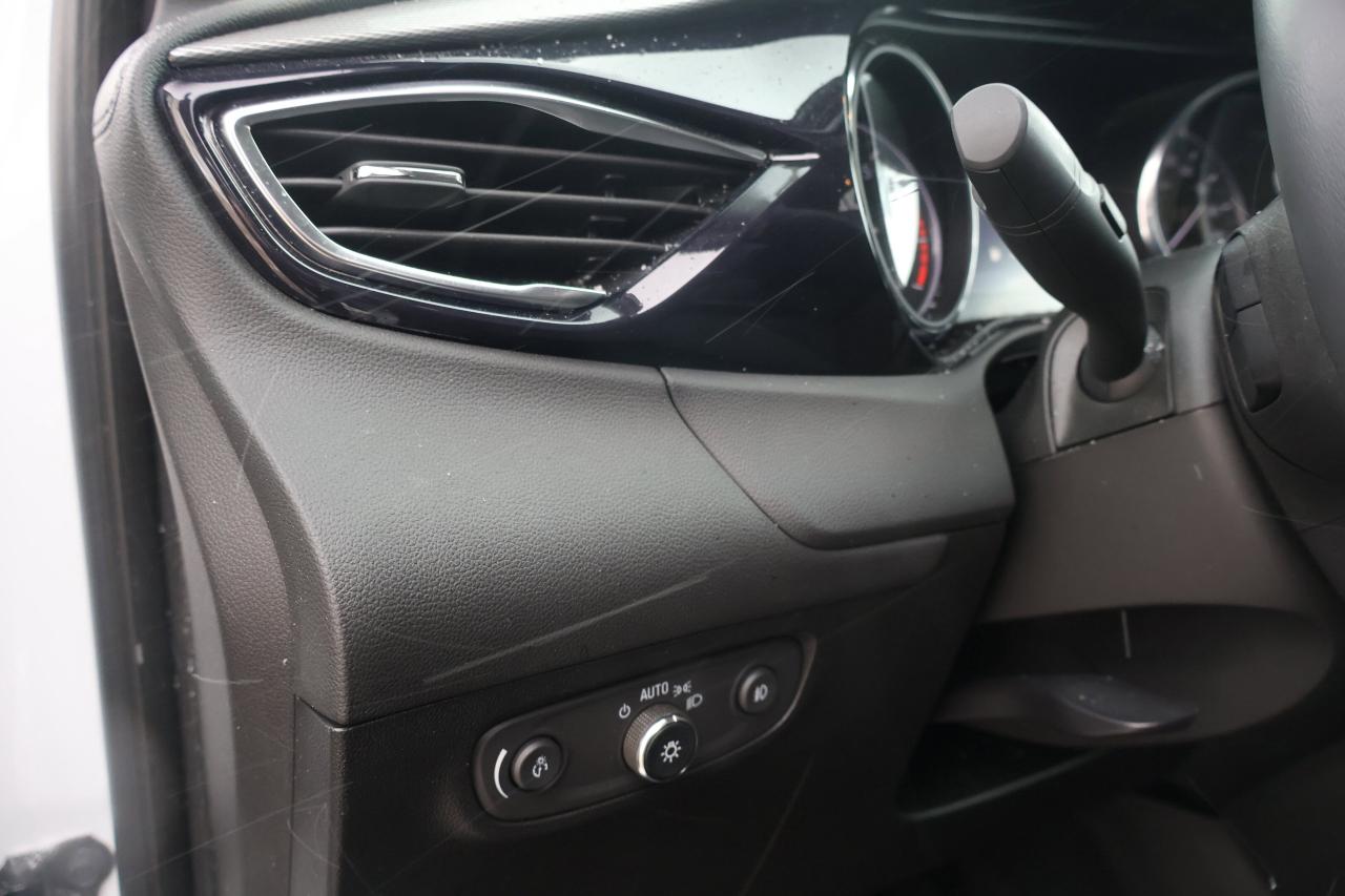 2022 Buick Encore GX Select | MP3 Capability | Photo