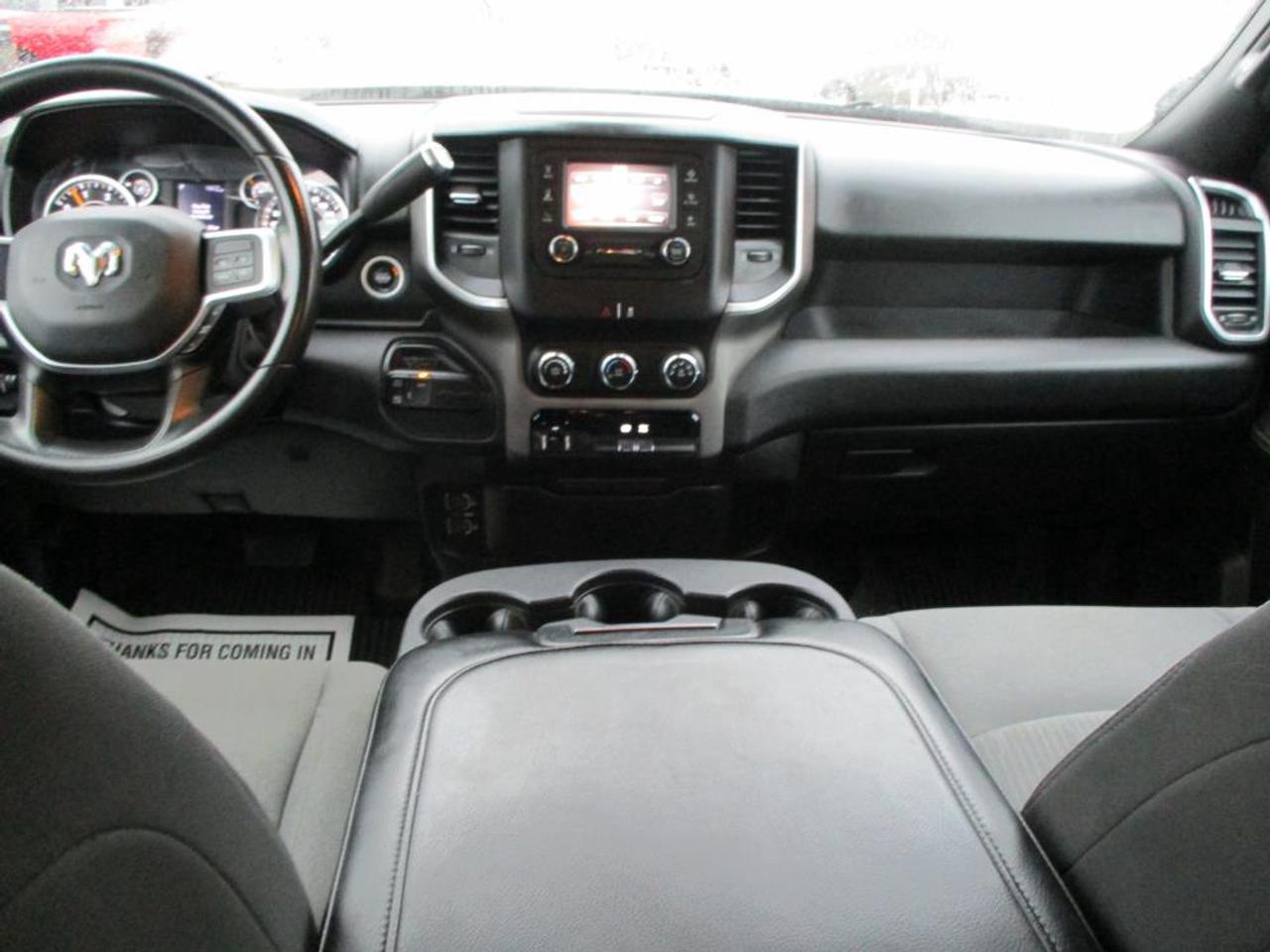 2021 RAM 3500 BIG HORN CREW 4X4 - Photo #19