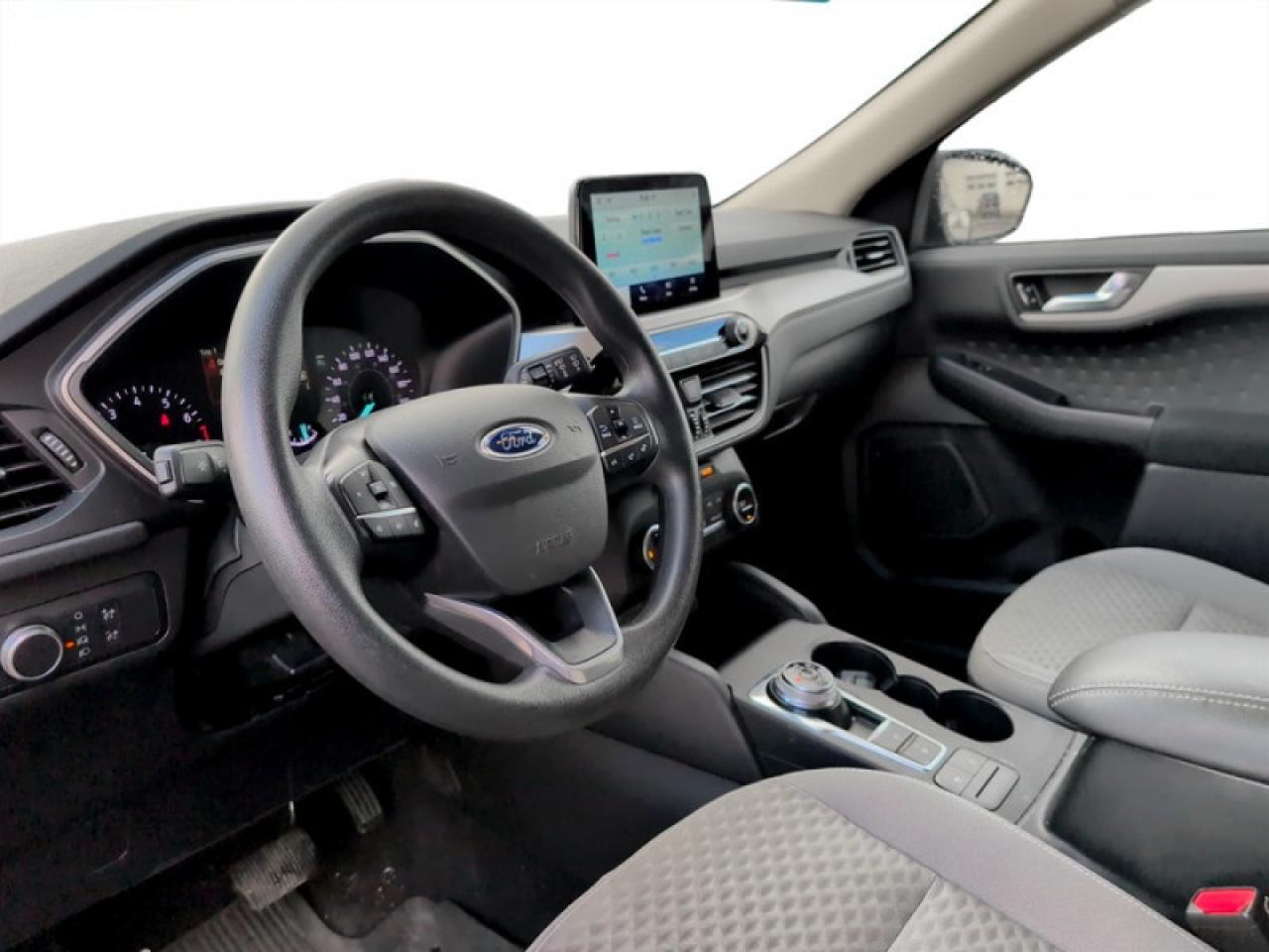 2020 Ford Escape SE Photo