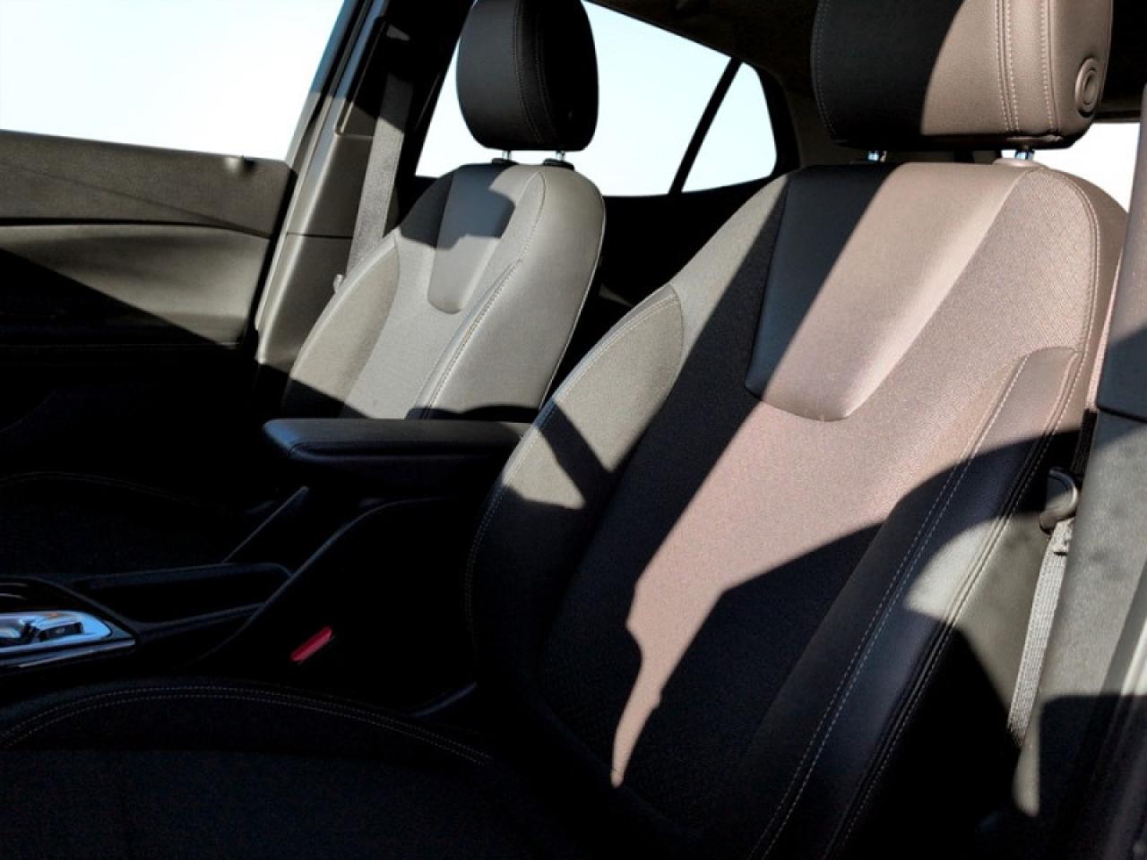 2020 Buick Encore GX Preferred w/Safety Pkg Photo