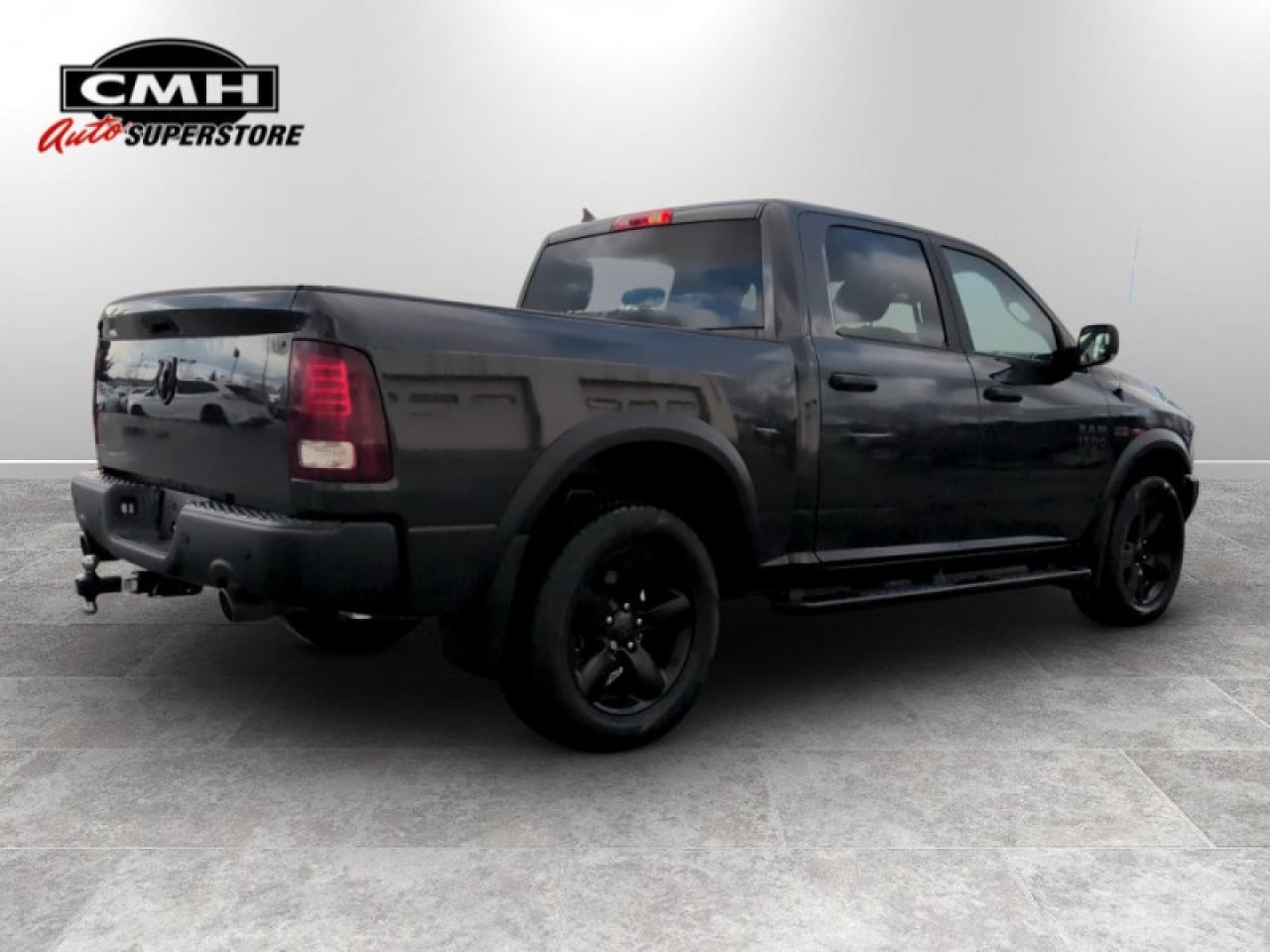 2022 RAM 1500 Classic Warlock  **LOW KMS - HEMI** Photo4