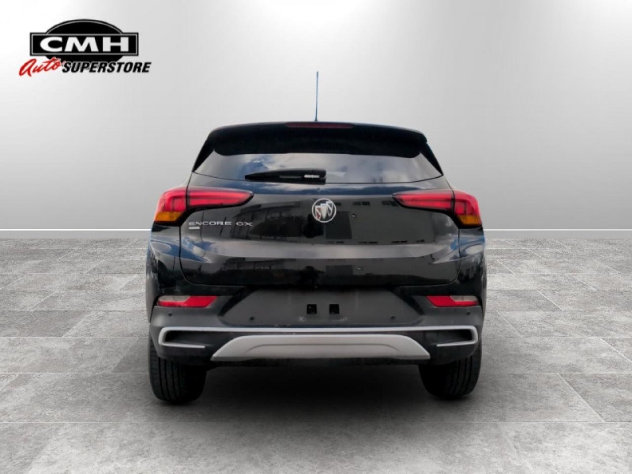 2022 Buick Encore GX SELECT Photo2