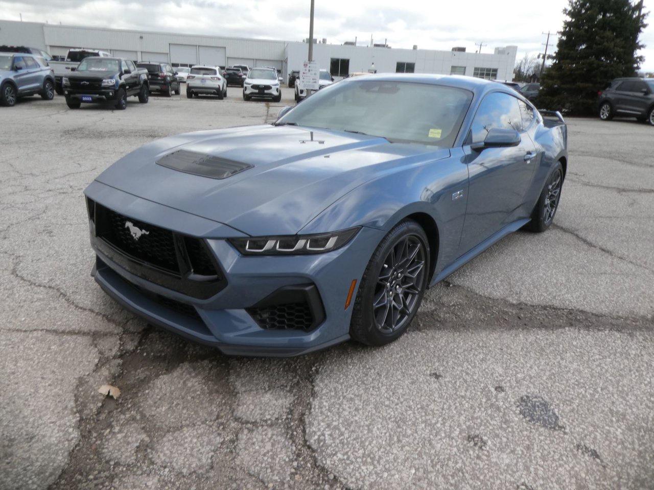 2025 Ford Mustang GT Premium Photo0