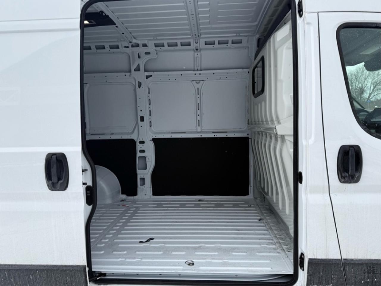 2025 RAM Cargo Van ProMaster 2500 High Roof 136 Photo