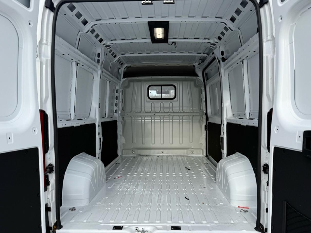 2025 RAM Cargo Van ProMaster 2500 High Roof 136 Photo