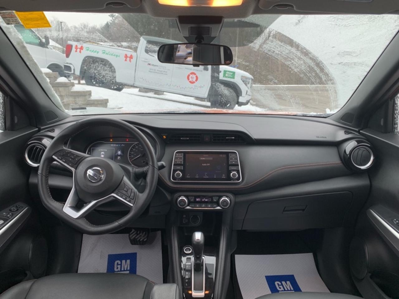 2020 Nissan Kicks SR  - Heated Seats -  Fog Lights Photo