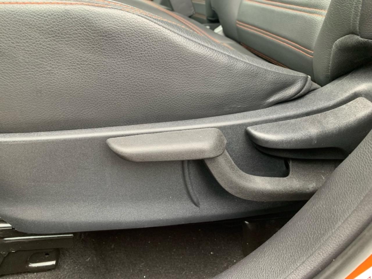 2020 Nissan Kicks SR  - Heated Seats -  Fog Lights Photo