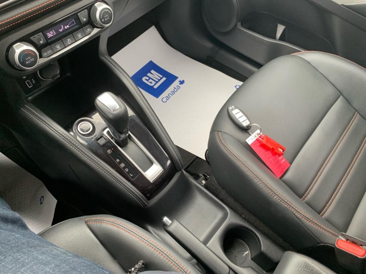 2020 Nissan Kicks SR  - Heated Seats -  Fog Lights Photo