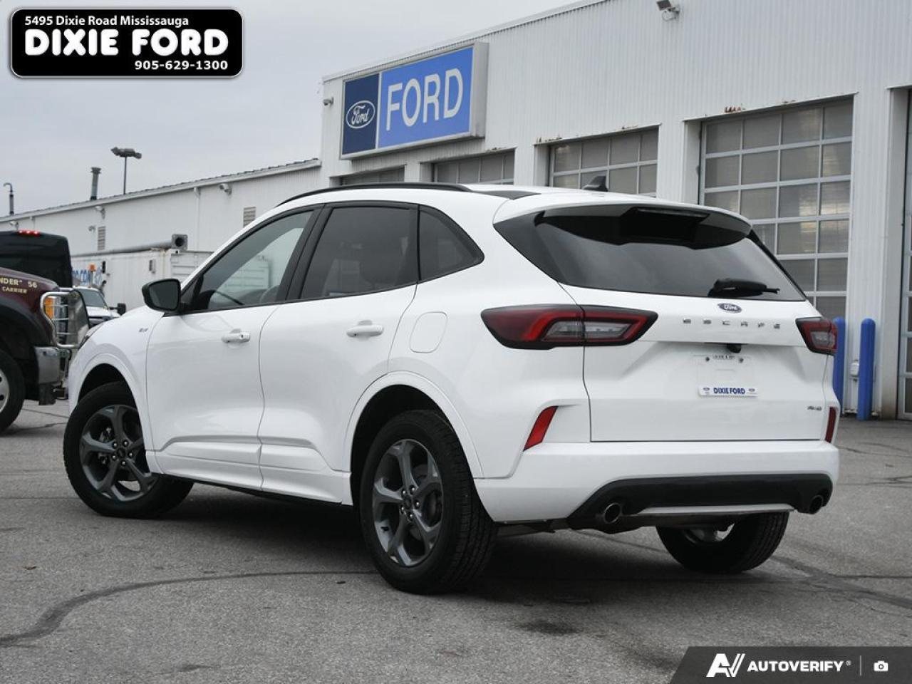 2023 Ford Escape ST-Line Photo