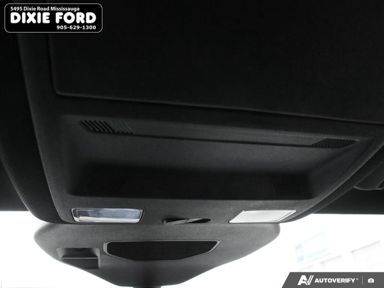 2023 Ford Escape ST-Line Photo