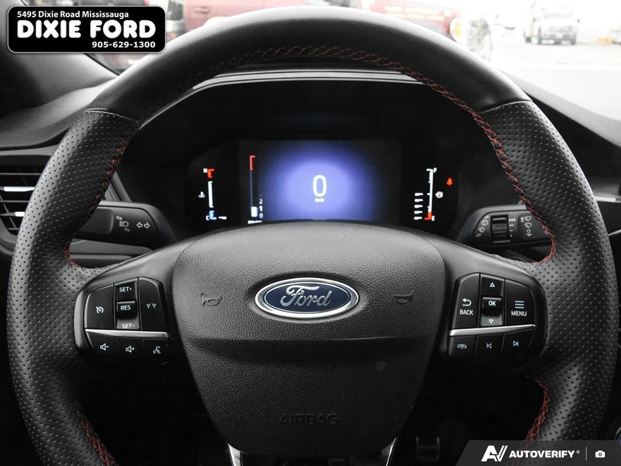 2023 Ford Escape ST-Line Photo