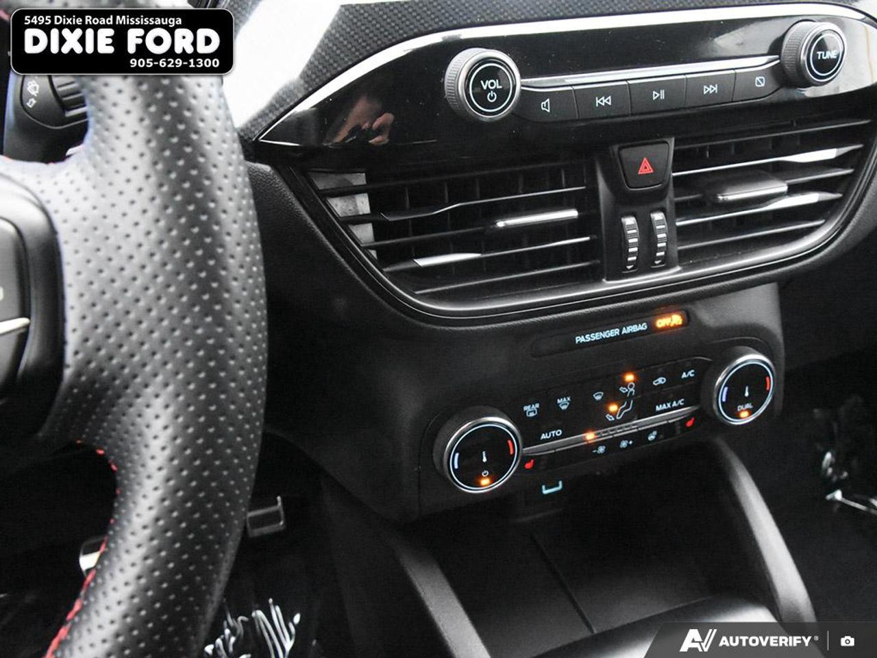 2023 Ford Escape ST-Line Photo