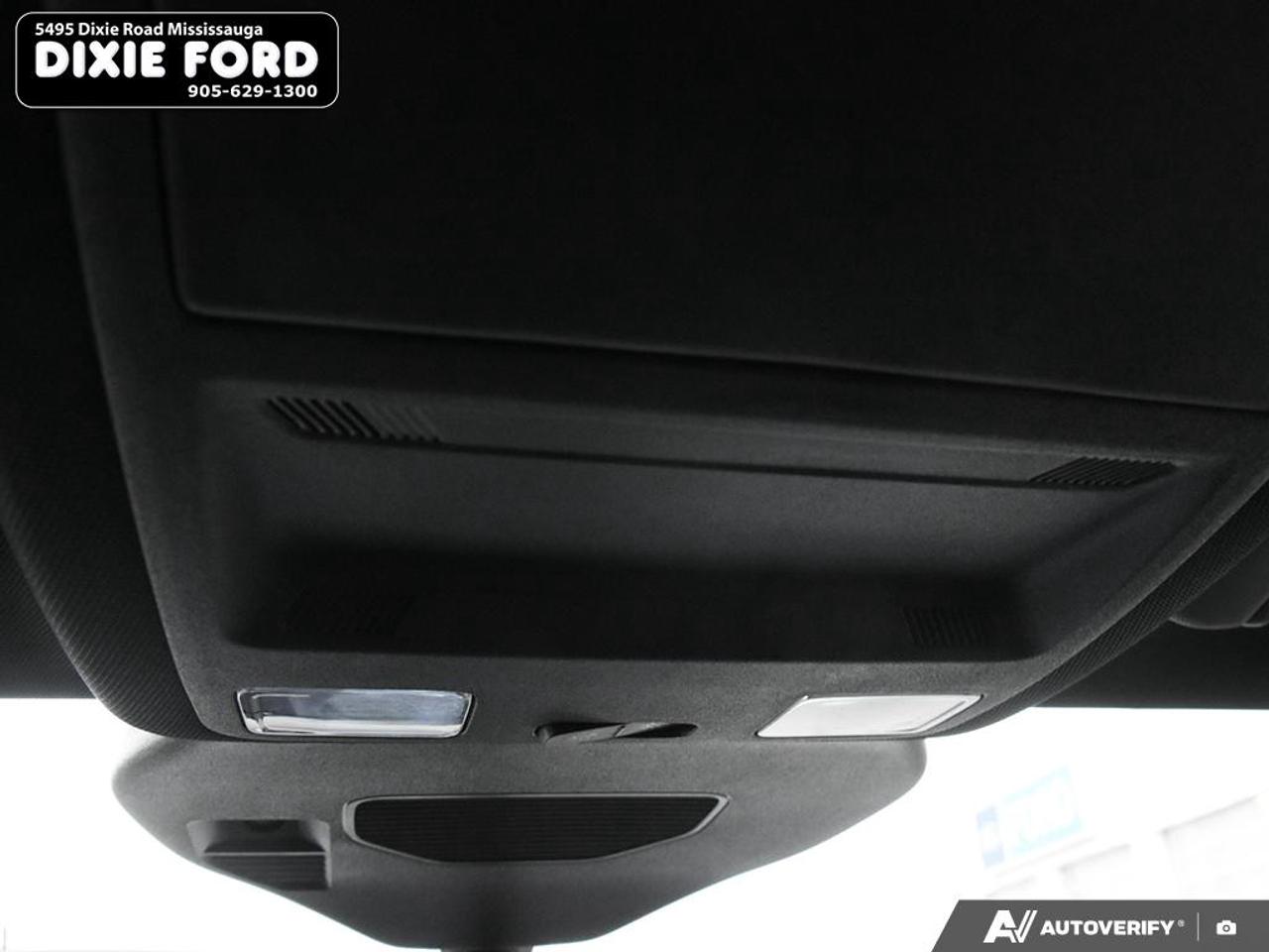 2023 Ford Escape ST-Line Photo