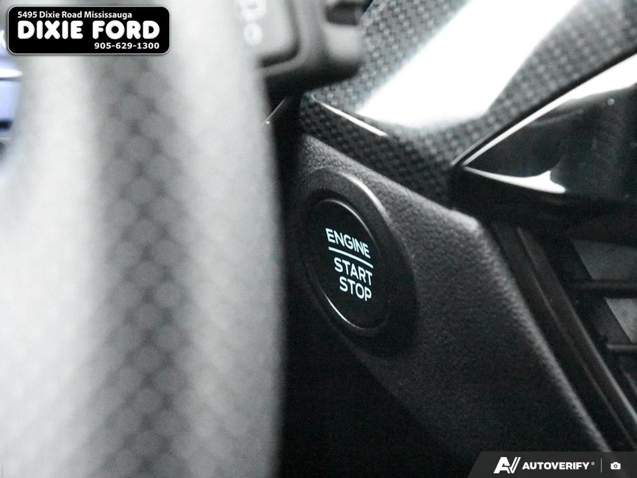 2023 Ford Escape ST-Line Photo