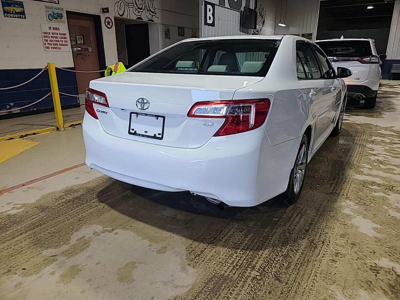 2014 Toyota Camry LE - Photo #3