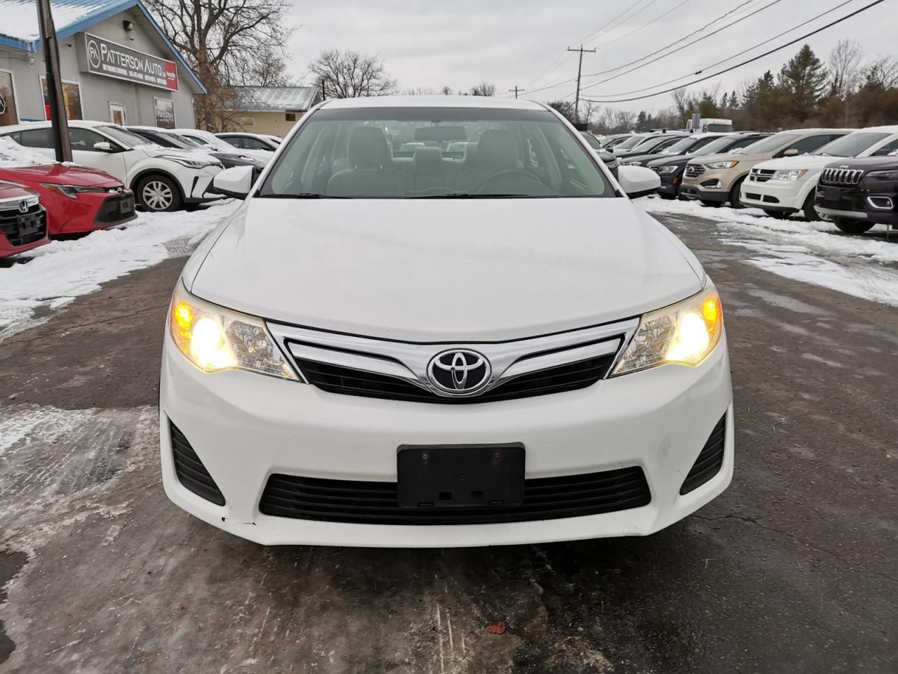 2014 Toyota Camry LE Photo
