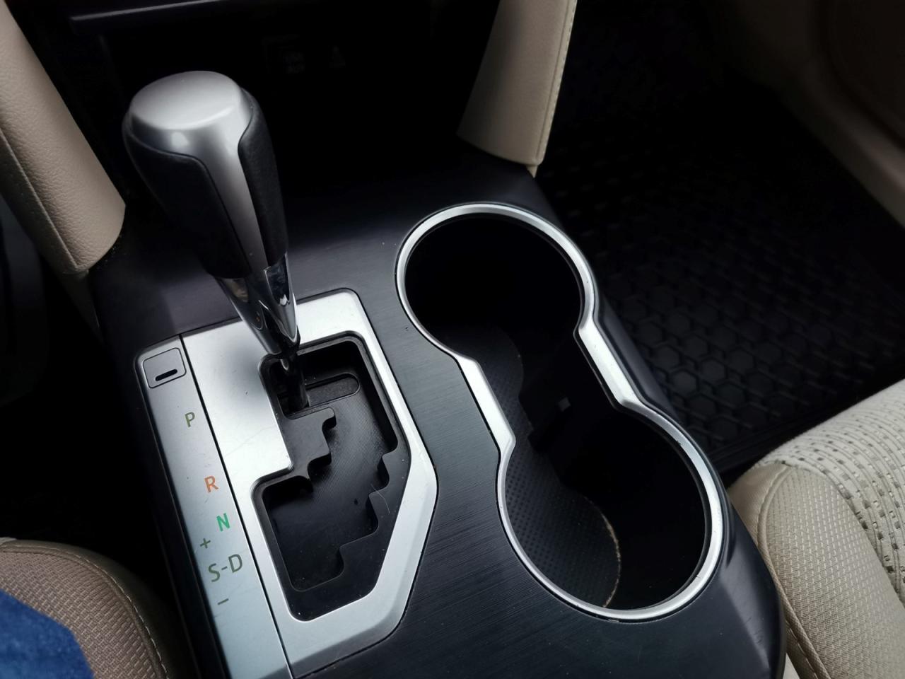 2014 Toyota Camry LE Photo